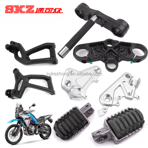 Servizi di Forgiatura e Fusione CNC, Kit Pedane Poggiapiedi Posteriori per Passeggero in Lega di Alluminio per Moto - Product Image 3