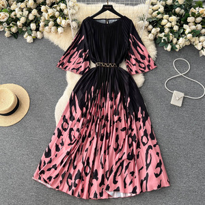 Nuovi abiti estivi <span class=keywords><strong>da</strong></span> donna a fiori stranieri pieghettati lunghi abiti <span class=keywords><strong>da</strong></span> spiaggia stampati in stile formale - Product Image 5