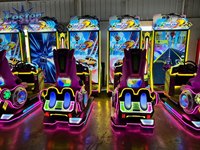 Console de jeu vidéo   Arcade à pièces Simulateur de course de voiture Machine d'amusement de divertissement intérieur pour FEC