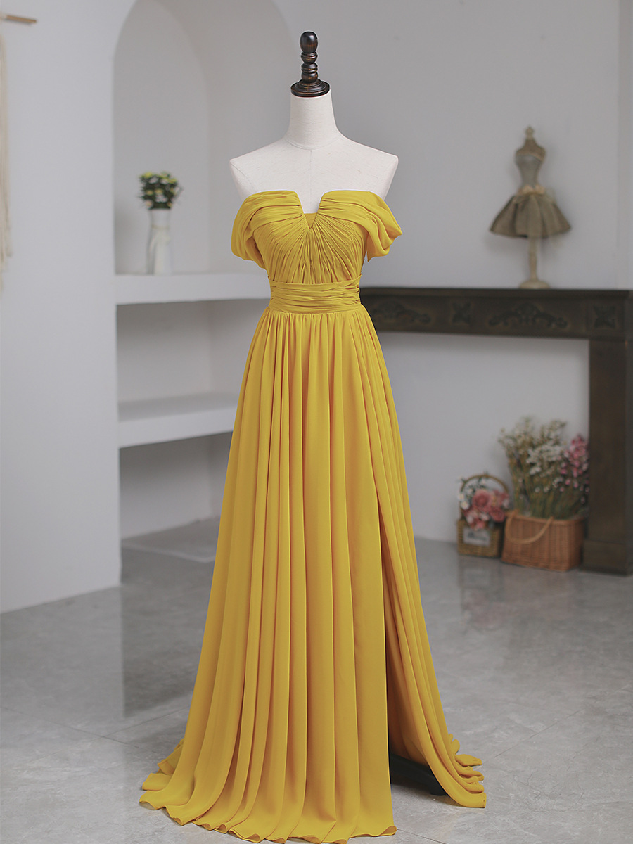 Elegant Plus Size One Shoulder Evening Gown - Yellow Gold