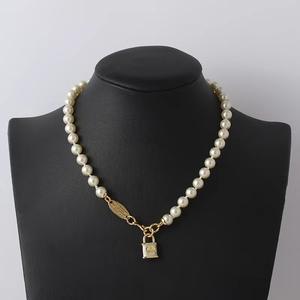 Nuevo Collar de Perlas Clásico de Resina y Latón con Cierre Sólido, Grado AAAAA, para Mujer, Joyería de Moda - Product Image 4