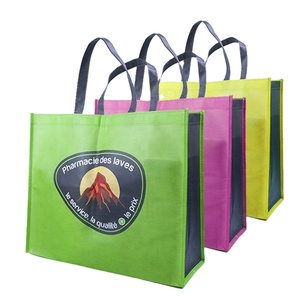 ถุงช้อปปิ้งผ้า Non-Woven สำหรับโปรโมชั่นรักษ์โลก พิมพ์ลาย Sublimation เคลือบกันน้ำ สีสันสดใส ถุงผ้าหิ้วแบบ Non-Woven - Product Image 1