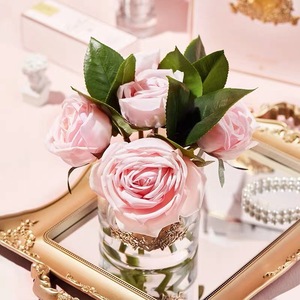 Rosa Preservada, Flor Artificial con Fragancia, Aceite Esencial, Decoración para el Hogar, Regalo para el Día de San Valentín, Elegante y Duradera, 3-5 Años - Product Image 1