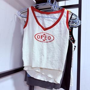 Débardeur d'occasion pour femmes, chemisier à manches courtes, débardeur en balles, pull fin à la mode, exportation de vêtements d'occasion vers la Thaïlande - Product Image 5