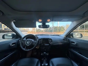 Personalización Interior de Autos Usados <span class=keywords><strong>Jeep</strong></span> Compass 2020 2021 2022, Motor Turboalimentado, Gasolina, Transmisión Automática - Product Image 3