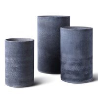 Ensemble de pots à fleurs en béton modernes, design minimaliste, utilisation en intérieur, jardinières circulaires grises pour plantes vertes