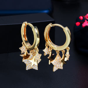 Glitzernde CZ Lucky Star Runde Huggie Creolen mit Charm Women Summer Party Brasilia nischer vergoldeter Schmuck - Product Image 1