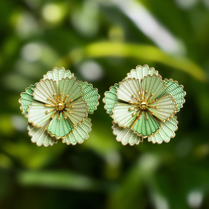 Boucles d'oreilles tendance en acier inoxydable 316L avec placage or PVD, design floral vert durable et résistant - Product Image 3