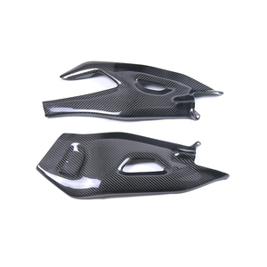 AISKA Protectores de Basculante de Motocicleta 100% Fibra de Carbono Seca 3K para <span class=keywords><strong>Yamaha</strong></span> YZF-R1 R1M <span class=keywords><strong>2015</strong></span>+ <span class=keywords><strong>MT</strong></span>-<span class=keywords><strong>10</strong></span> 2017+ - Product Image 6