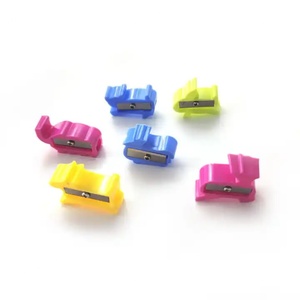Sacapuntas de un Solo Orificio con Diseño de Animales de Dibujos Animados, Sacapuntas Kawaii, Sacapuntas Manuales de Papelería - Product Image 4
