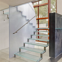DAIYA – escalier incurvé en verre de sécurité avec balustrade personnalisée