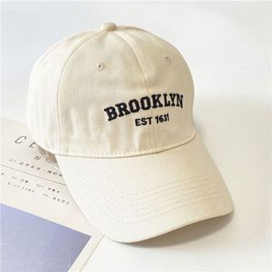 Gorras de Béisbol Unisex al por Mayor con Logotipo Bordado en 3D - Estilo Deportivo, Tela de Algodón Transpirable y Cómoda, Hebilla Dorada de Cobre, Personalizable - Product Image 3