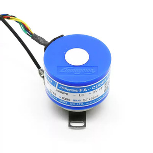 Encodeur Tamagawa OIH35 2500P8 L3 5V à montage sur bride avec fils horizontaux - Product Image 1