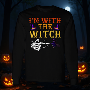 T-shirt à manches longues pour couple, costume d'Halloween « I'm With The Witch » - Product Image 3