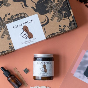 Bricolage DIY Chai Spice Kit de fabrication de bougies en cire de soja parfumée à la main avec motif de bâton pour la maison Coffret cadeau de Noël pour hommes et femmes - Product Image 5