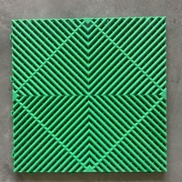 Dalles de sol emboîtables en PP de 18 mm pour garage, résistantes à l'eau, pour le detailing automobile