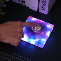 Lámpara de Mesa Levitante UFO con Ajuste de Iluminación por Presión, Levitación Magnética