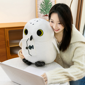 Peluche di Hedwig la Gufo Bianca con Busta, Morbidissimo Pupazzo Imbottito, Vendita all'Ingrosso e al Dettaglio, Regalo per Collezionisti e Appassionati di Cinema, Decorazione - Product Image 5