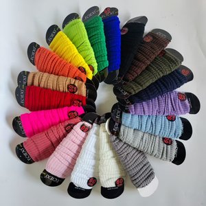 Grosir Kaus Kaki dan Legging Penghangat Kaki Wanita Bergaya Y2K dengan Motif Garis dari Akrilik untuk Musim Semi dan Gugur. - Product Image 3