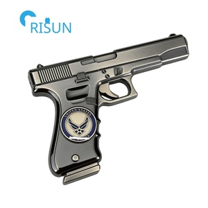 Pièce de monnaie commémorative personnalisée en métal en forme de pistolet pour veteran des forces armées américaines (USS, USAF, USMC, USN) - Product Image 3