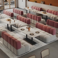 Ensemble de canapé et table avec chaises en bois et simili cuir pour restaurant moderne, café, hôtel