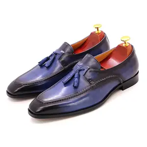 Sapatos masculinos de couro de luxo de alta qualidade sapatos casuais de couro de negócios Homens franja slip-on mocassins sapatos de couro artesanais