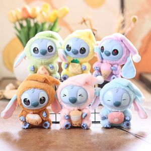 Llavero de peluche Stitch de 15 cm, muñeco de vinilo suave con forma 3D para adorno de bolso - Product Image 3