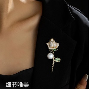 Broche de Alta Gama <span class=keywords><strong>YINI</strong></span> para Mujer, Diseño Floral Elegante, Broche Grande con Perlas de Imitación, Cristales de Estrás y Metal - Product Image 4