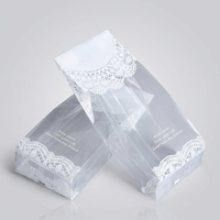 Sacs de boulangerie à fond plat en plastique translucide avec soufflet latéral à motif dentelle blanche thermoscellable pour l'emballage de biscuits, de bonbons et de friandises