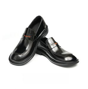 Zapatos Casuales de Hombre de Diseño Clásico y Alta Calidad, Zapatos de Cuero Casuales de Negocios, Cuero Brillante, Aumentan la Estatura, Otoño, Impermeables - Product Image 1