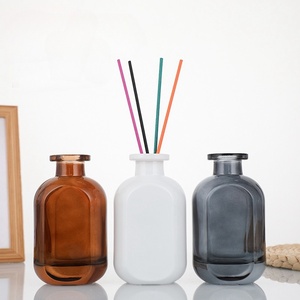 Lujo 50ml 100ml 150ml y 200mL Vidrio esmerilado transparente a rosa para difusor de láminas Barras de botellas Sellado de tapa de rosca para el cuidado de la piel Seru - Product Image 2