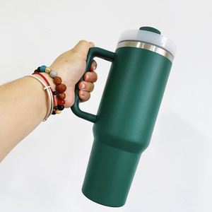 Gobelet de voyage de Noël 40 oz H2.0 rouge et vert avec poignée, revêtement poudré, pour gravure laser, expédié depuis l'entrepôt chinois - Product Image 4