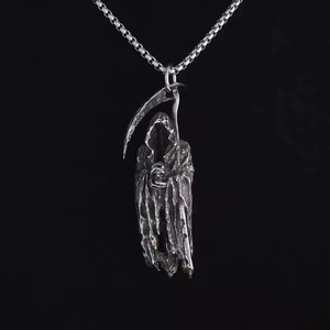 Nuevo Collar con Colgante de Hoz y Muerte Gótico Oscuro Personalizado para Accesorios de Joyería Masculina - Product Image 4