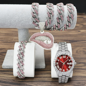 Ensemble de montres hip-hop pour hommes avec pendentif en forme de lèvre rose parure de bijoux Iced Out Watch coffret cadeau Cuban Link Chain reloj - Product Image 1