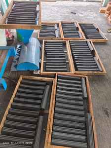 Offre spéciale sur le charbon de bois dur : faible teneur en cendres (1,0%-3,0%) Briquettes de charbon de bois dur hexagonales d'Indonésie - Product Image 5