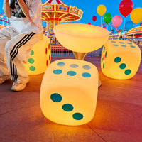 Chaise-tabouret LED à 16 couleurs changeantes pour dropshipping, rechargeable par USB avec télécommande, mobilier décoratif lumineux en PE, indice de protection IP65