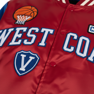 Chaqueta Bomber Unisex Personalizada con Logotipo, Forro Polar Rojo, Estilo Universitario, con Patrón de Camuflaje - Product Image 3