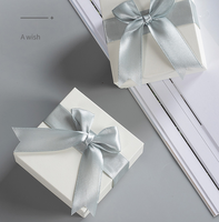 Boîte cadeau rigide en papier avec couvercle amovible pour bijoux (bagues, colliers, boucles d'oreilles) – Vente en gros