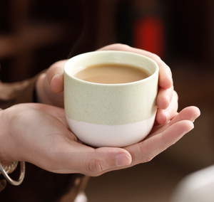 Taza de Café/Té de Porcelana China de Estilo Tradicional de 200 ml con Logotipo Personalizado, Ecológica, Libre de BPA, Apta para Lavavajillas, con Diseño Floral - Product Image 1