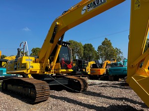 Oferta Especial: Excavadora de Cadenas Komatsu PC240-11 de 24 Toneladas, 90% Nueva, en Buenas Condiciones, Precio Económico - Product Image 2