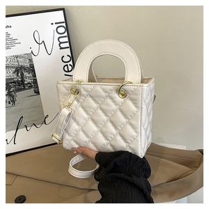 Bolso de Mano Acolchado Cuadrado Pequeño para Mujer, Estilo Coreano Retro Casual, con Correa Única y Cierre de Cremallera, Tipo Bandolera - Product Image 6