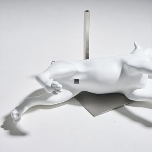 Manekin Anjing Fiberglass G13 Pose Berlari untuk Pajangan Fesyen - Product Image 5