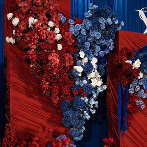Fiori Decorativi Artificiali in Tonalità Rosse e Blu per Sfondi Matrimoniali, Decorazioni per Eventi, Feste e Celebrazioni - Product Image 2
