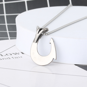 Vente en gros de bijoux vikings personnalisés pour hommes, pendentif en acier inoxydable à motif celtique, collier avec pendentif en forme d'hameçon - Product Image 4