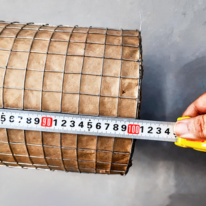 גלילי רשת תיל מגולוונת מרותכת במחיר נוח לגידור בעלי חיים ויישומים חקלאיים - Product Image 1