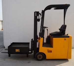 Chariot élévateur électrique compact HuiZe 1.5T HZBR1530, idéal pour la manutention en entrepôt, avec hauteur <span class=keywords><strong>de</strong></span> levage <span class=keywords><strong>de</strong></span> 2600 mm après chute du mât - Product Image 4