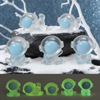 Figurines en résine miniatures phosphorescentes en gros, série spatiale (Alien, OVNI, Astronaute) pour micro-paysages, maisons de poupées et décorations DIY