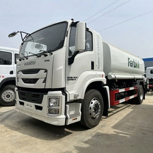 Camión Cisterna de Agua ISUZU GIGA 4x2 de 15 CBM con Aspersor - Product Image 5