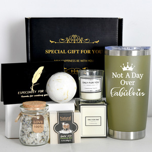 Produits les plus vendus 2026 : Tasse isotherme, Bougie essentielle, Bain relaxant aux minéraux, Savon artisanal, Granulés de sel – Coffret cadeau - Product Image 6