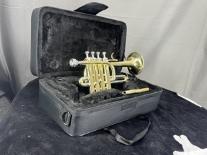 <span class=keywords><strong>Trompeta</strong></span> Piccolo de Latón Lacado en Oro Tono Si Bemol/La con Logo Personalizado de la Marca Sinomusik, Instrumento de Viento-Metal Fabricado en China - Product Image 4
